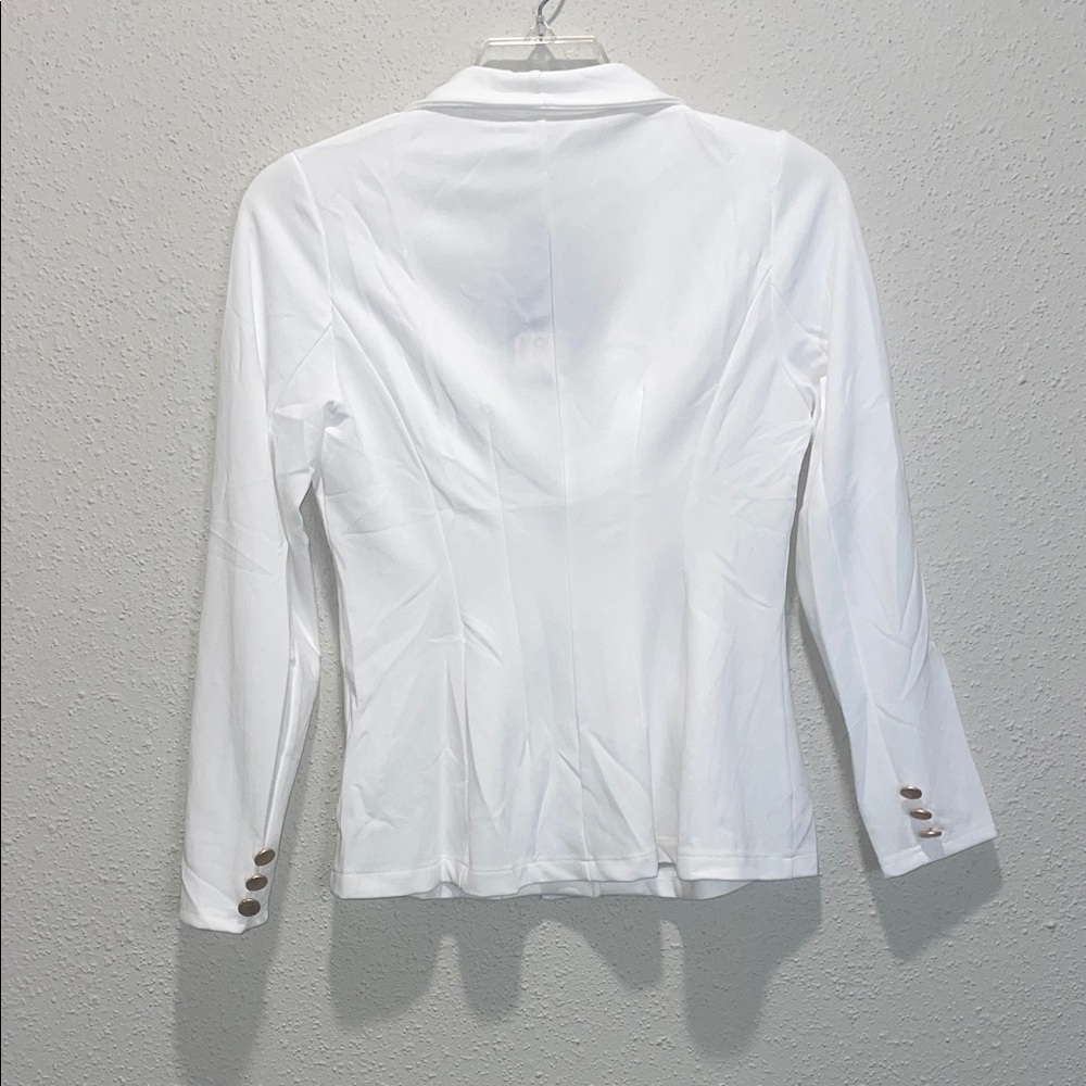 Elegant White Blazer and Pants Set - Picture 7 of 8